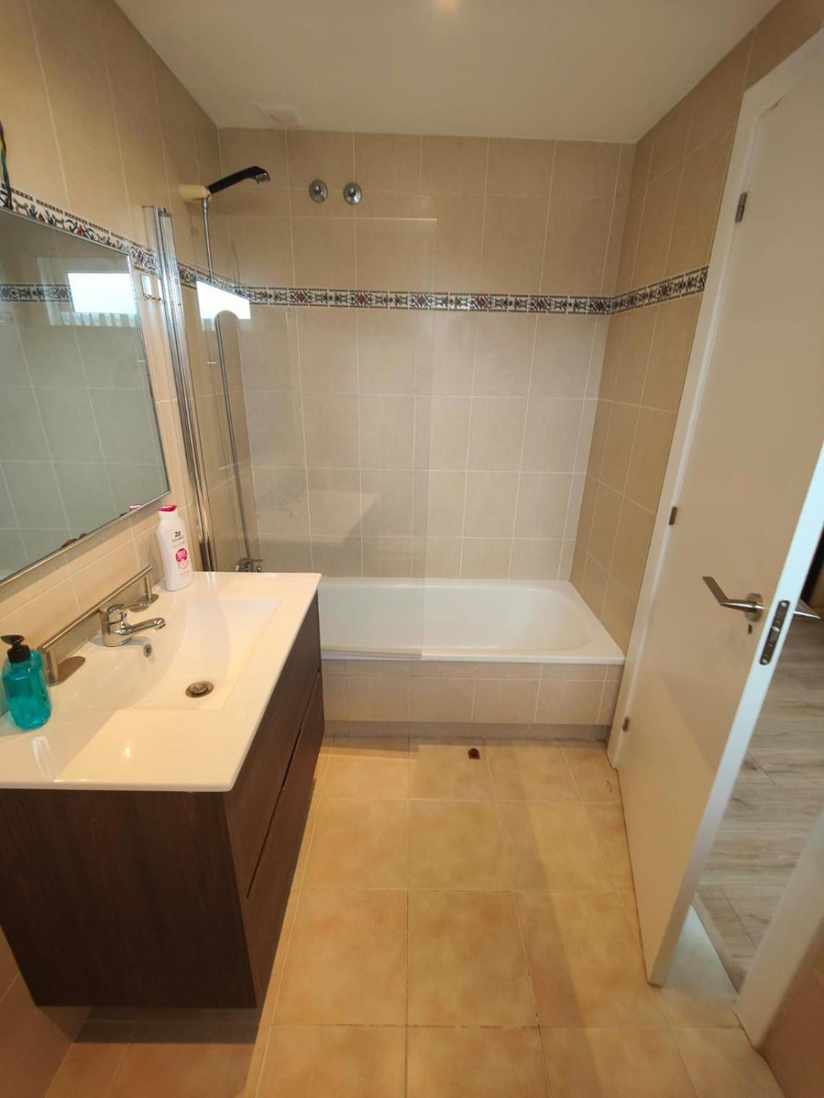 Chalet Con Wifi , Ps4 , Garaje, 5 Dormitorios, 3 Banos, Santiago De Compostela Exterior foto