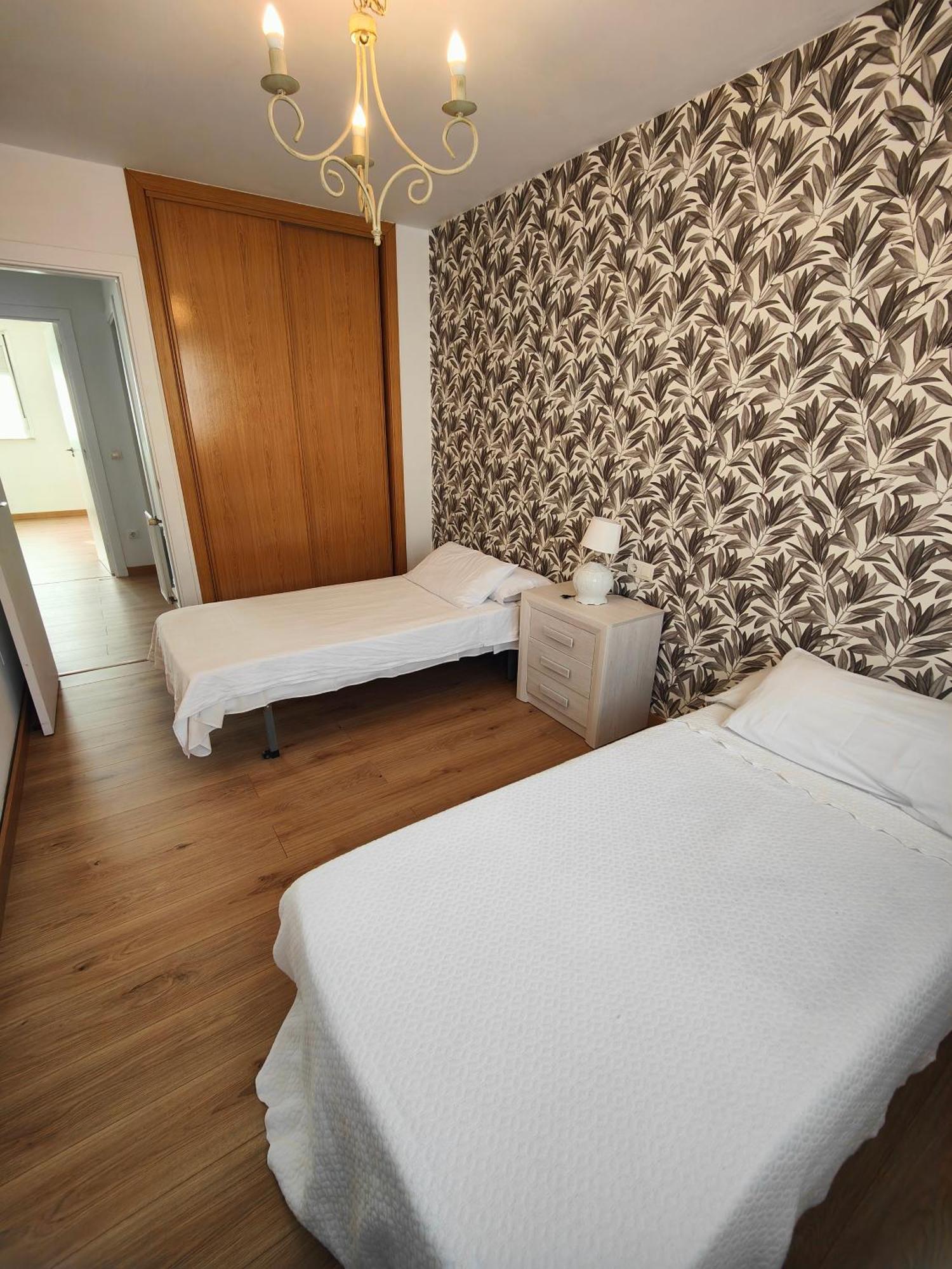 Chalet Con Wifi , Ps4 , Garaje, 5 Dormitorios, 3 Banos, Santiago De Compostela Exterior foto